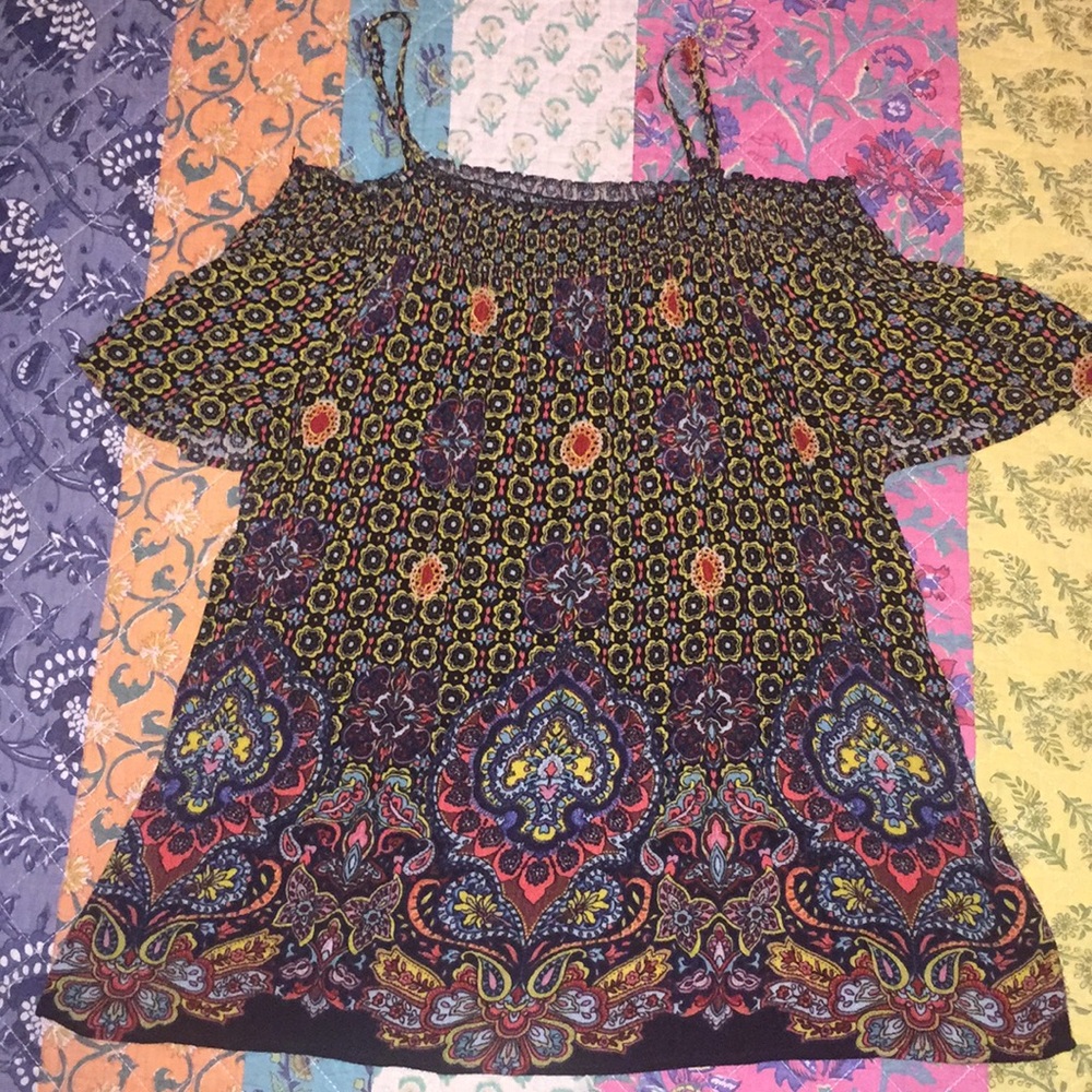 Boho off shoulder sleeve top